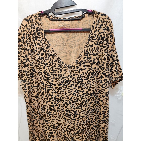 Ava & Viv 2X Womens Cheetah Print Shirt Wild Bold V-Neck Exotic Animal Leopard - Picture 6 of 12
